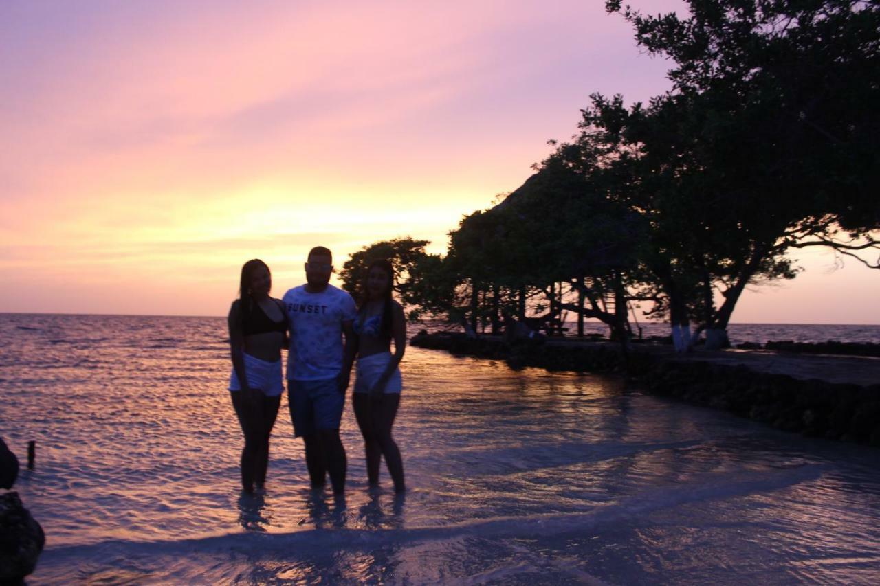 Hotel Puntanorte Tintipan Island Exterior photo
